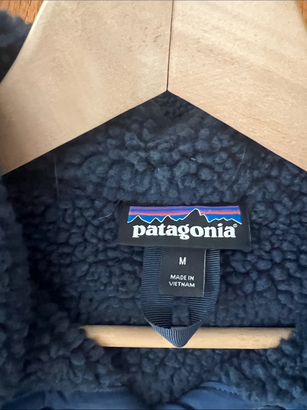 Patagonia RetroX Shelled Jacket - Deep Blue - Picture 2 of 6